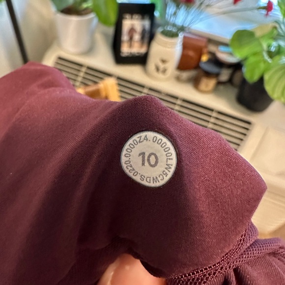 Lululemon Keep Moving High-Rise Pant 7/8 - Picture 4 of 5